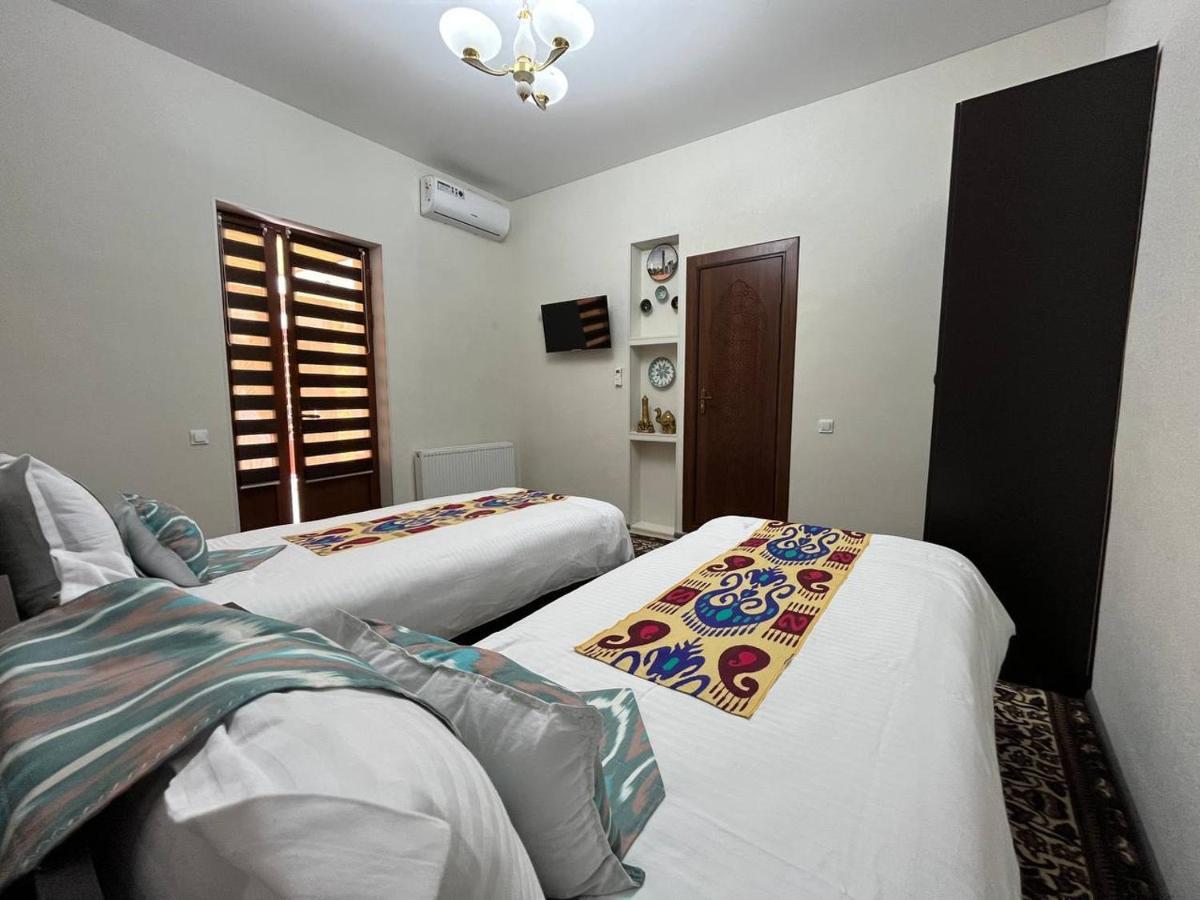 Old Safari Golden Location Guest House Buchara Exteriör bild