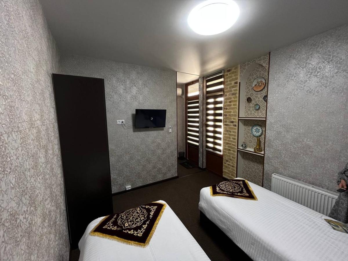 Old Safari Golden Location Guest House Buchara Exteriör bild