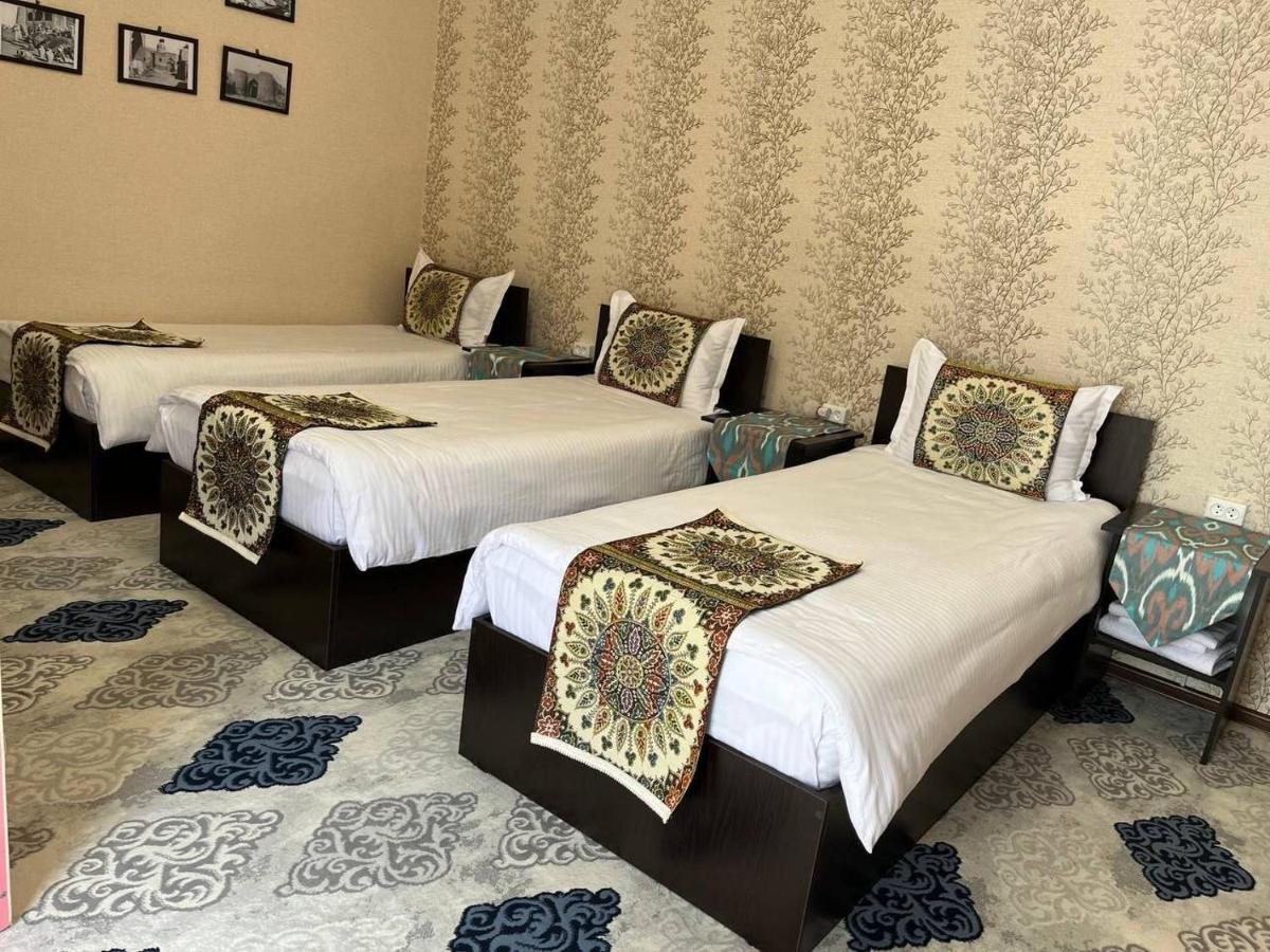 Old Safari Golden Location Guest House Buchara Exteriör bild